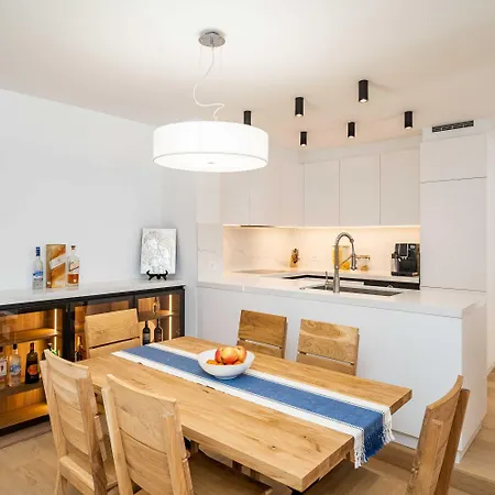 Claudia ドゥブロブニク